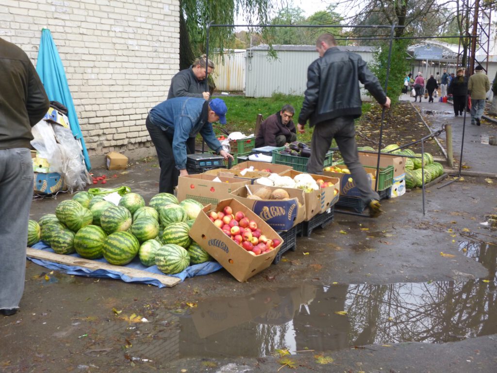 Oekraïne groente en fruit met hulp stichting make the difference,