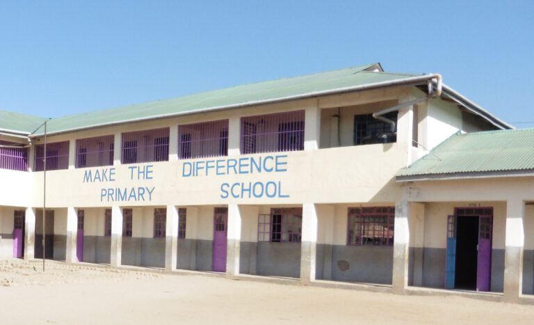 Make the difference primary school - School in Kisumu kenia door stichting make the difference
